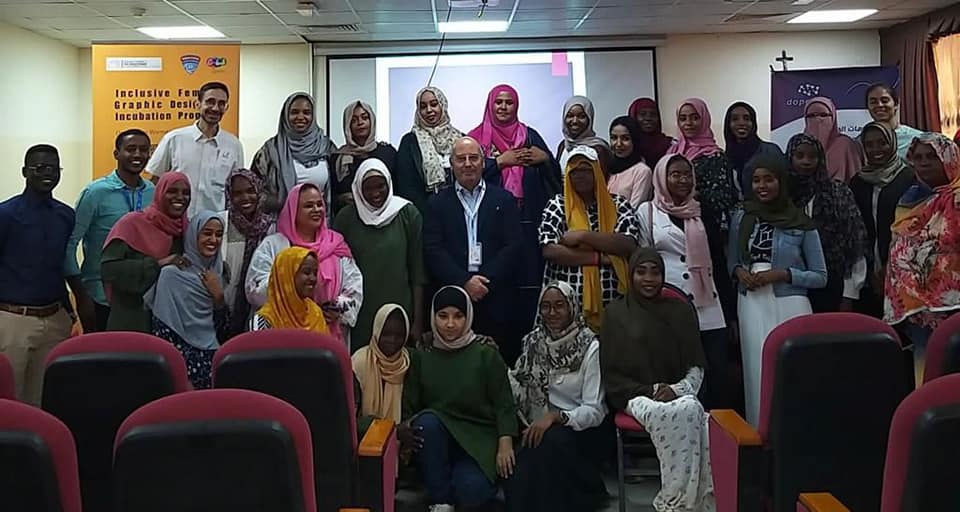 CLOSING EVENT OF THE INCUBATION PROGRAM TO TRAIN FEMALE GRAPHIC DESIGNERS.php